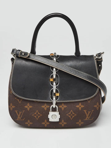 Louis Vuitton Black Canvas Chain It Pm