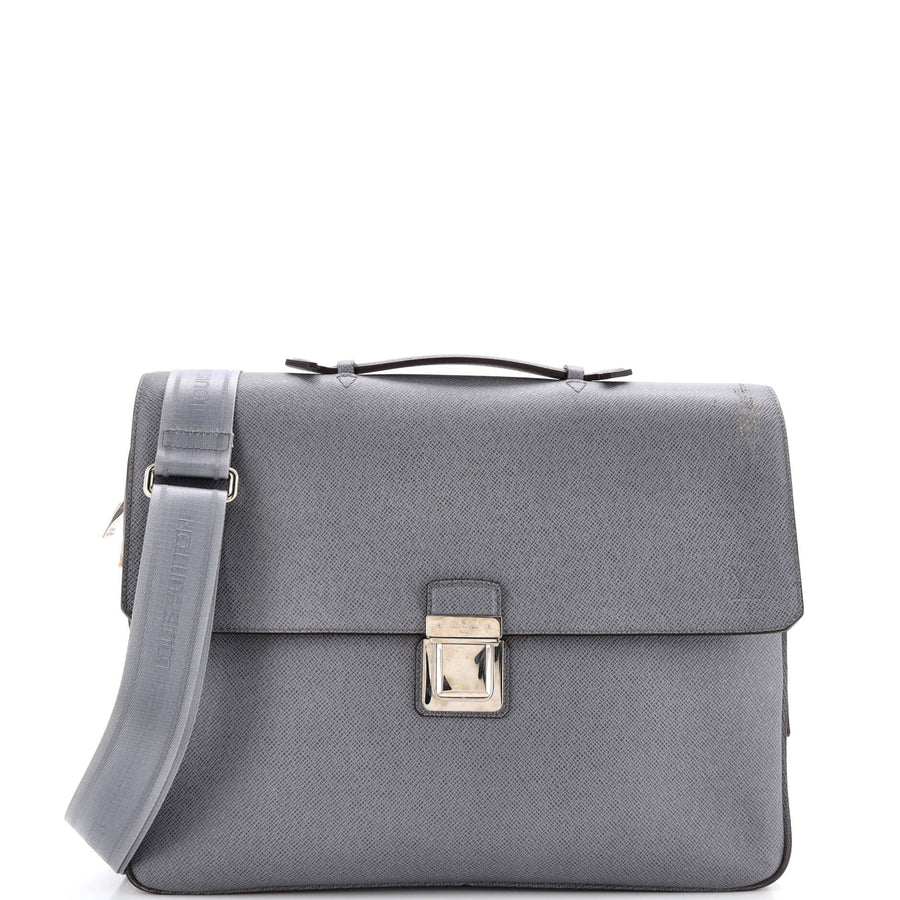Louis Vuitton Vassili Handbag Taiga