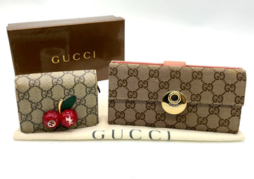 Gucci Gg Supreme Cherry Long/Compact