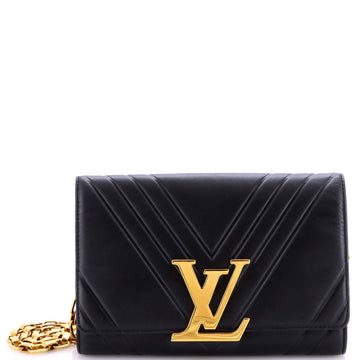 Louis Vuitton Chain Louise Clutch Airy V