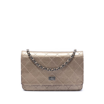 Chanel Reissue 2.55 Wallet On Chain