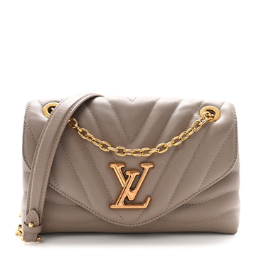 Louis Vuitton Calfskin Lv New Wave Chain