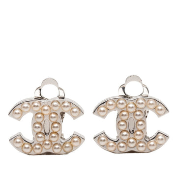 Chanel Cc Logo Clip-On Earrings Silver-