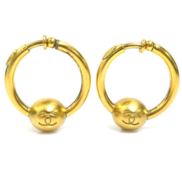 Chanel Cc Logo Clip-On Earrings Gold-