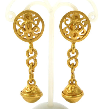 Chanel Cc Logo Clip-On Earrings Gold-