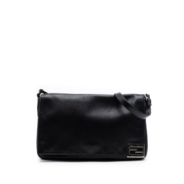 Fendi Simply Shoulder Bag Leather Medium