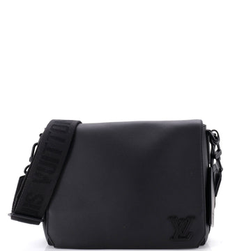 Louis Vuitton Aerogram Takeoff Messenger