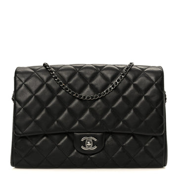 Chanel Lambskin Quilted Clutch With
