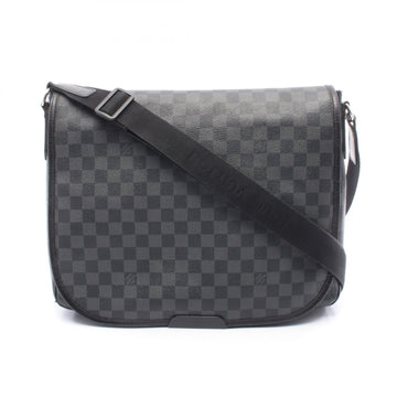 Louis Vuitton Daniel Gm Crossbody