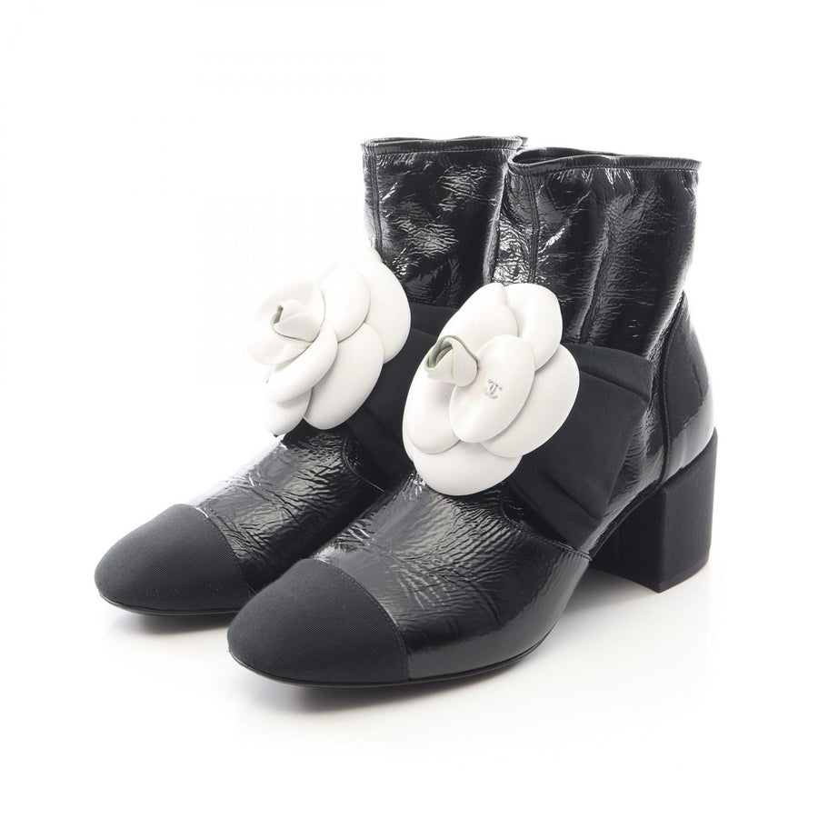 Chanel Camellia Coco Mark Short Heeled