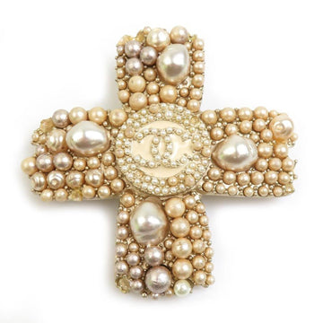 Chanel Brooch Gold Metal And Artificial