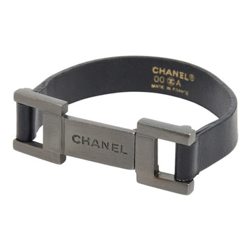 Chanel Plate Bracelet Leather And Metal