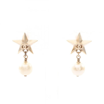 Chanel Cc Logo Star Earrings Metal Gold-
