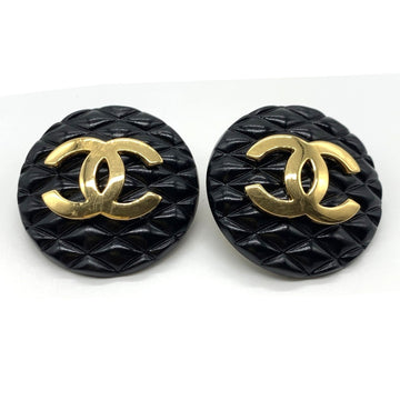 Chanel Matelasse Earrings Black And Gold