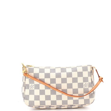 Louis Vuitton Pochette Accessoires