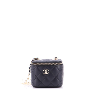 Chanel Vanity Case With Pearl Chain