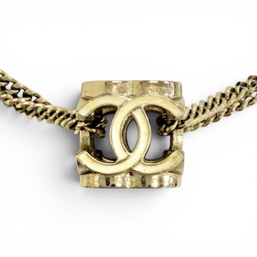 Chanel Cc Logo Pendant Necklace Metal