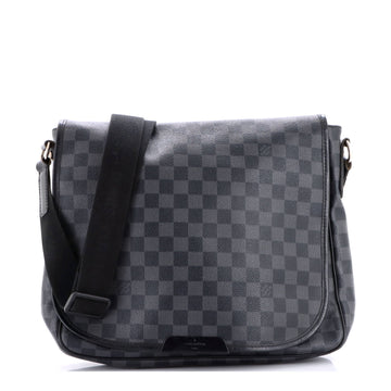 Louis Vuitton Daniel Messenger Bag
