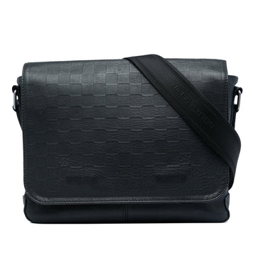 Louis Vuitton District Messenger Bag