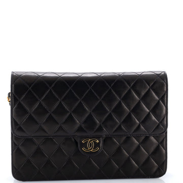 Chanel Vintage Clutch With Chain Quilted