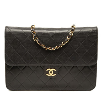 Chanel Vintage Clutch With Chain Quilted