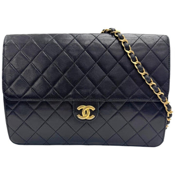 Chanel Vintage Clutch With Chain Quilted