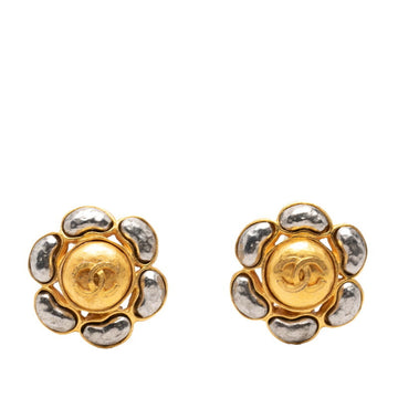 Chanel Cc Logo Clip-On Earrings Metal