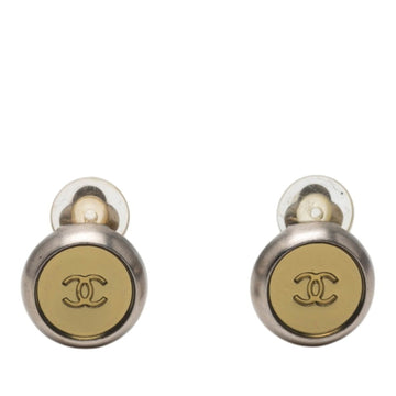 Chanel Cc Logo Clip-On Earrings Gold-