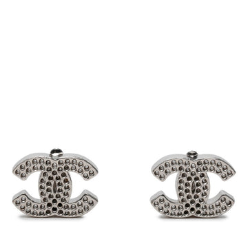 Chanel Cc Logo Clip-On Earrings Silver-