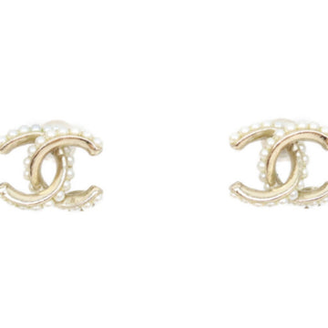 Chanel Cc Logo Earrings Metal Gold-Tone