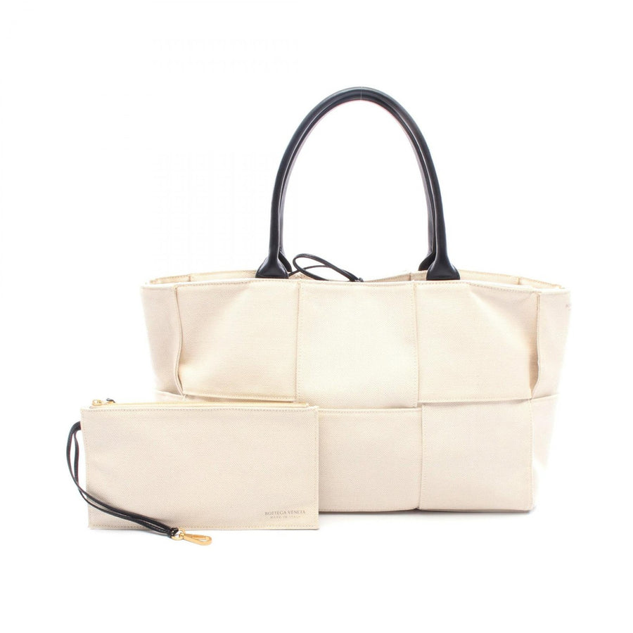 Bottega Veneta Arco Medium Maxi