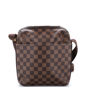 Louis Vuitton Trotteur Beaubourg Handbag