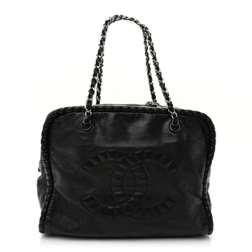 Chanel Calfskin On The Bund Tote Black