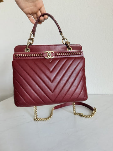 Chanel Seasonal Top Handle Chevron Red