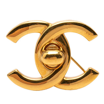 Chanel Cc Logo Turnlock Brooch Metal