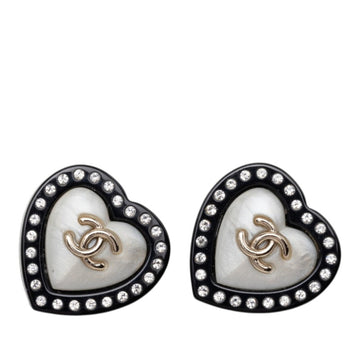 Chanel Cc Logo Stud Heart Earrings Gold-
