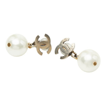 Chanel Cc Logo Clip-On Earrings Metal