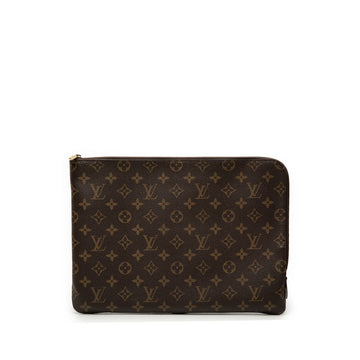 Louis Vuitton Etui Voyage Mm Pre-Loved