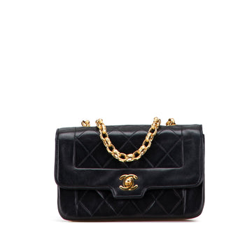 Chanel Vintage Cc Chain Flap Bag Quilted