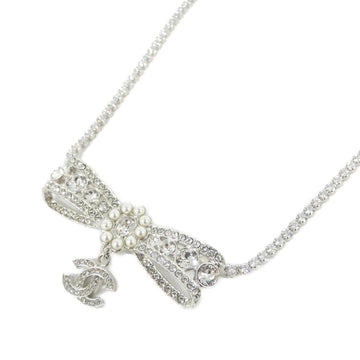 Chanel Pendant Necklace With Artificial