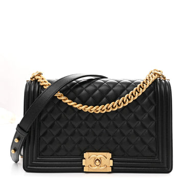 Chanel Caviar Quilted New Medium Boy