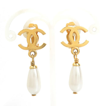 Chanel Cc Logo Clip-On Earrings Gold-