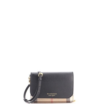 Burberry Hampshire Wallet On Chain