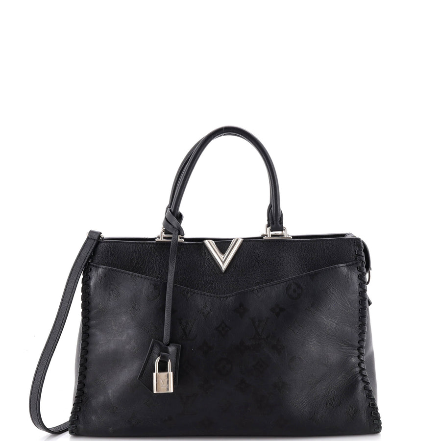 Louis Vuitton Very Zipped Tote Leather