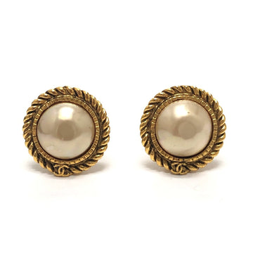 Chanel Cc Logo Clip-On Earrings Gold-