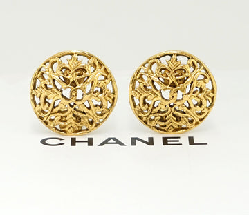 Chanel Cc Logos Filigree Round Clip-On
