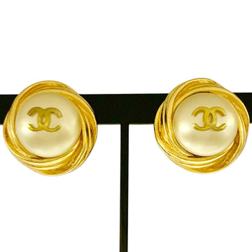 Chanel Cc Logos Pearl Round Clip-On