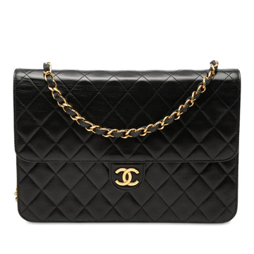 Chanel Vintage Clutch With Chain Quilted