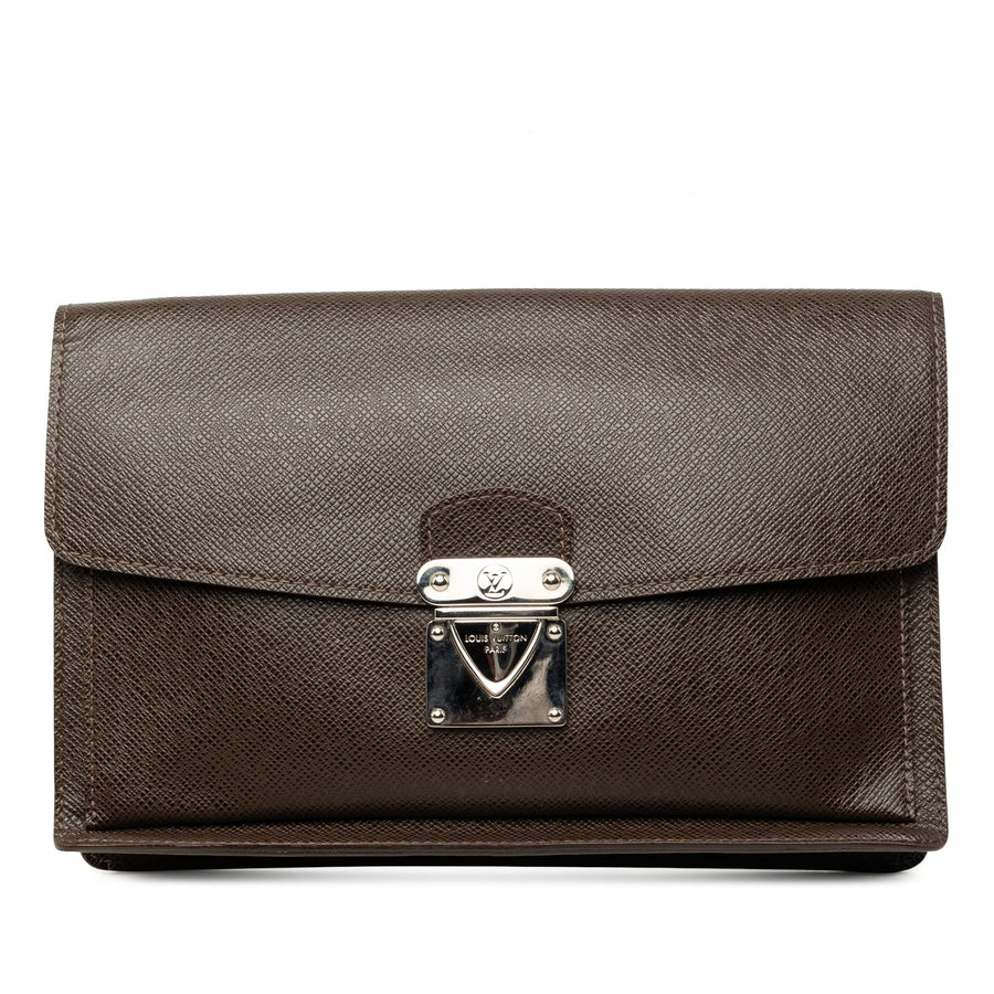 Louis Vuitton Taiga Belaia Clutch Pre-