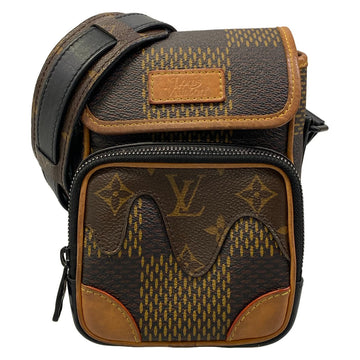 Louis Vuitton Amazon Messenger Ebene Lv2